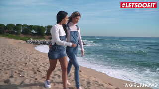 LETSDOEIT - #Apolonia Lapiedra - கவர்ச்சி பெண்கள், சென்று, காட்டு, தங்கள் புதிய வீட்டில்