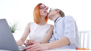 18videoz - Anální–sex otevře nové obzory pro tento horlivý malinký