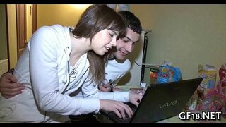 Aranyos tini szépség kemény 10 font Aranyos tini szépség kemény 10 font