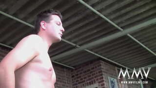 ���னியா, முதிர்ந்த உள்ள நாயின் நிக்கோல் S மசாஜ் அவரது பெரிய knockers, உறிஞ்சும் இரண்டு உறுத்துகிறது பெறுவது மற்றும் facialized உள்ள செக்ஸ்